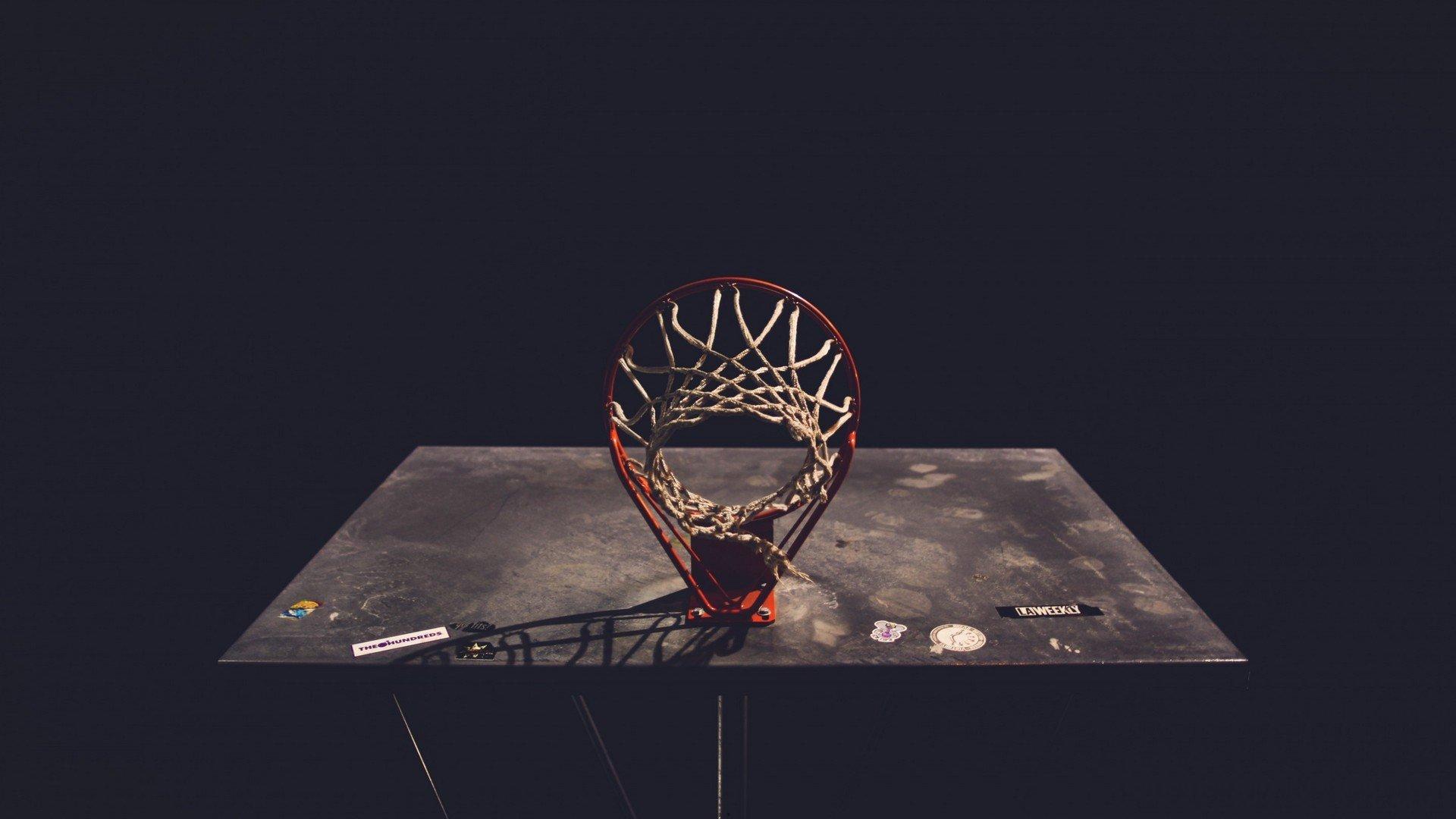 中国冰雪运动蓬勃发展,年轻选手国际赛场崭露头角